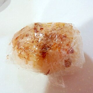 茨城県水戸納豆の鰹節チーズおにぎり